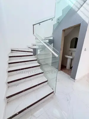 4bdrm House in Sakumono, Spintex for sale