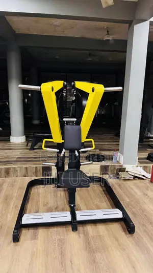 Commercial Low Row Machine