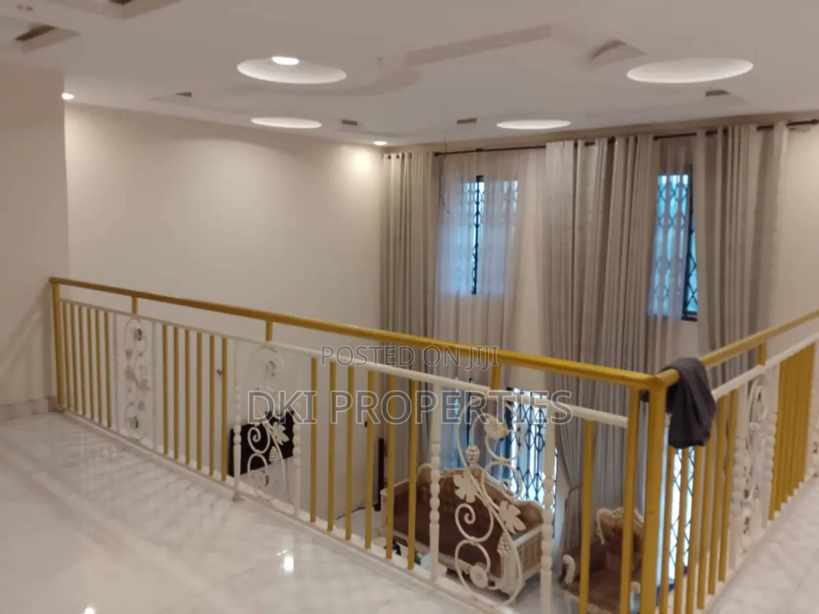 9bdrm Mansion in Dki Properties, Valley View Area for sale