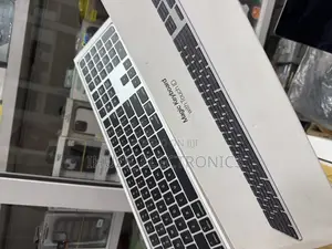 Magic Keyboard With Touch Id and Numeric Keypad (Usb-C)- Black Keys