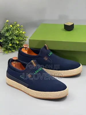 Lacoste Men’S Low Canvas Sneakers
