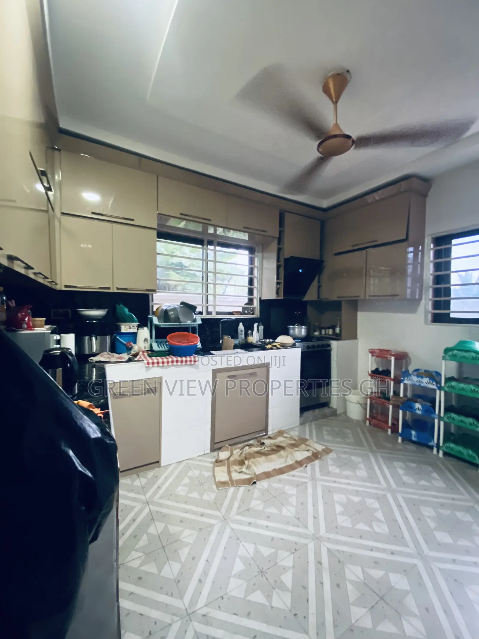 3bdrm House in Kasoa for sale