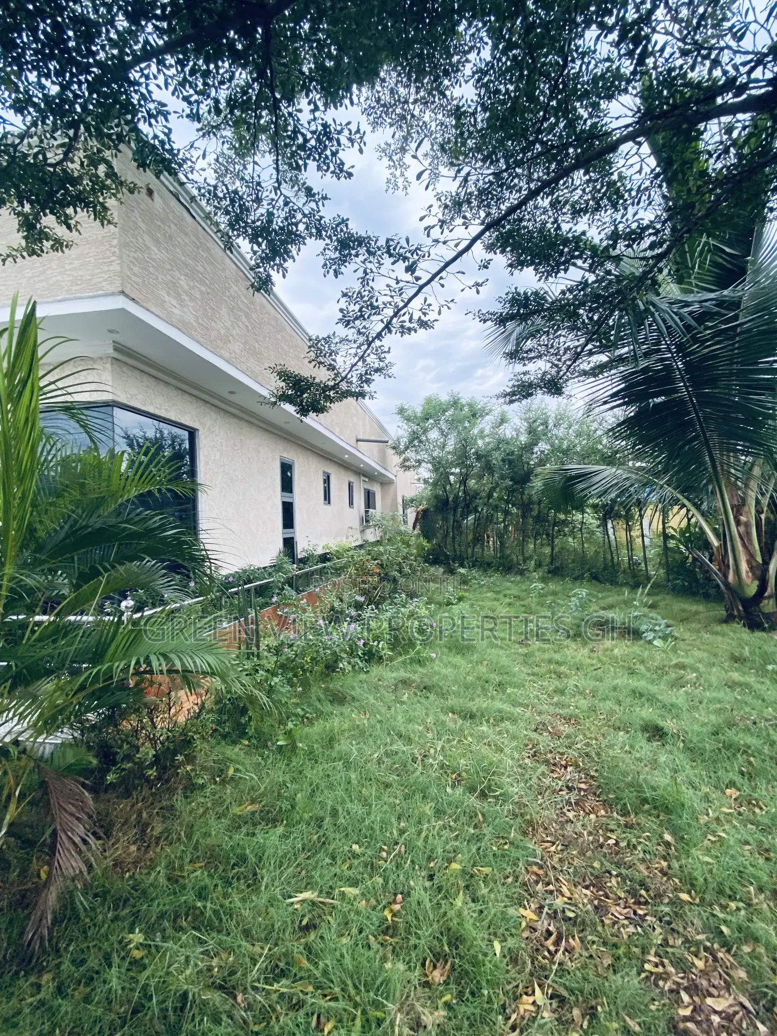 3bdrm House in Kasoa for sale