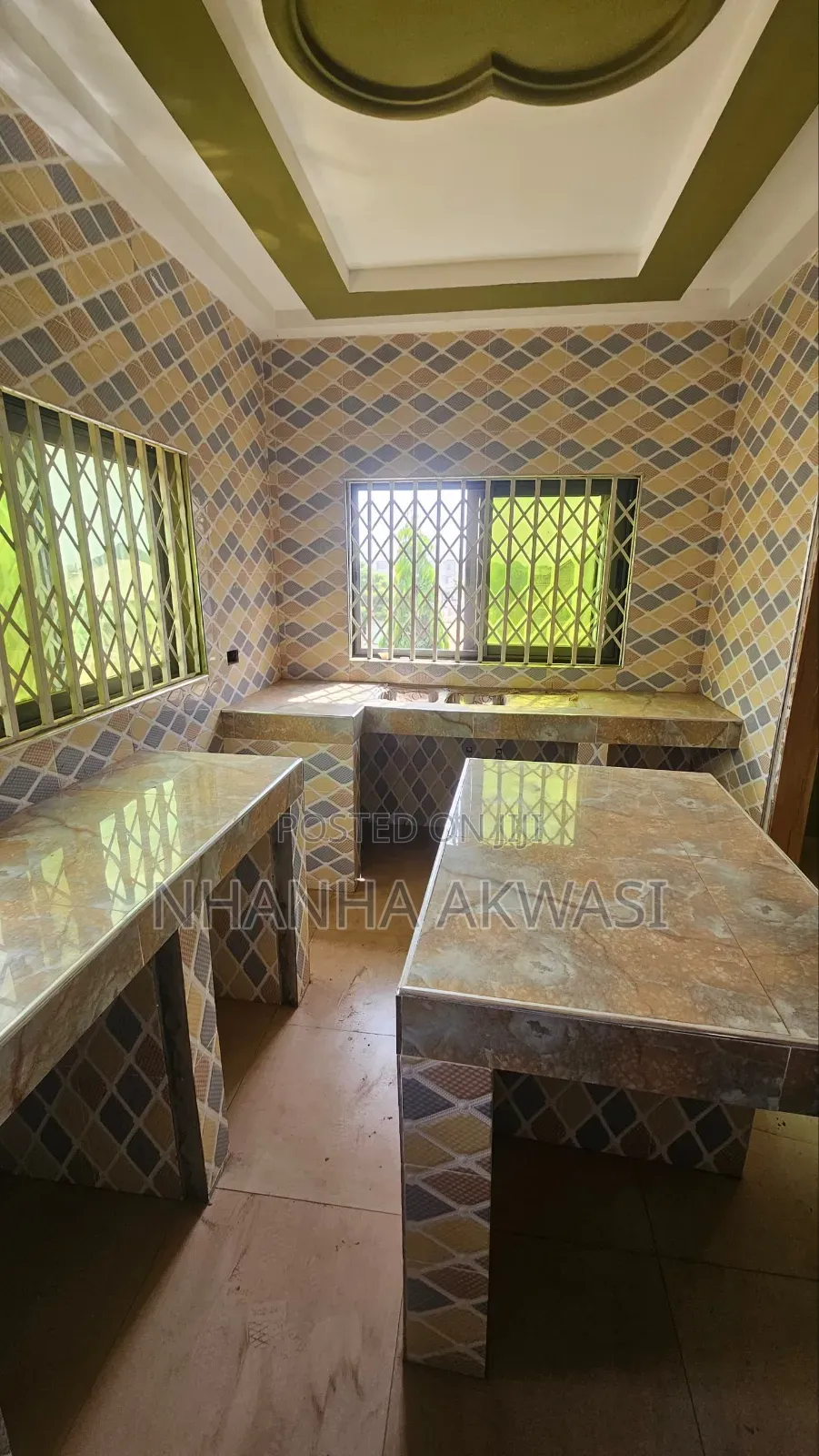 2bdrm Apartment in Lashibi Drc, Sakumono for rent