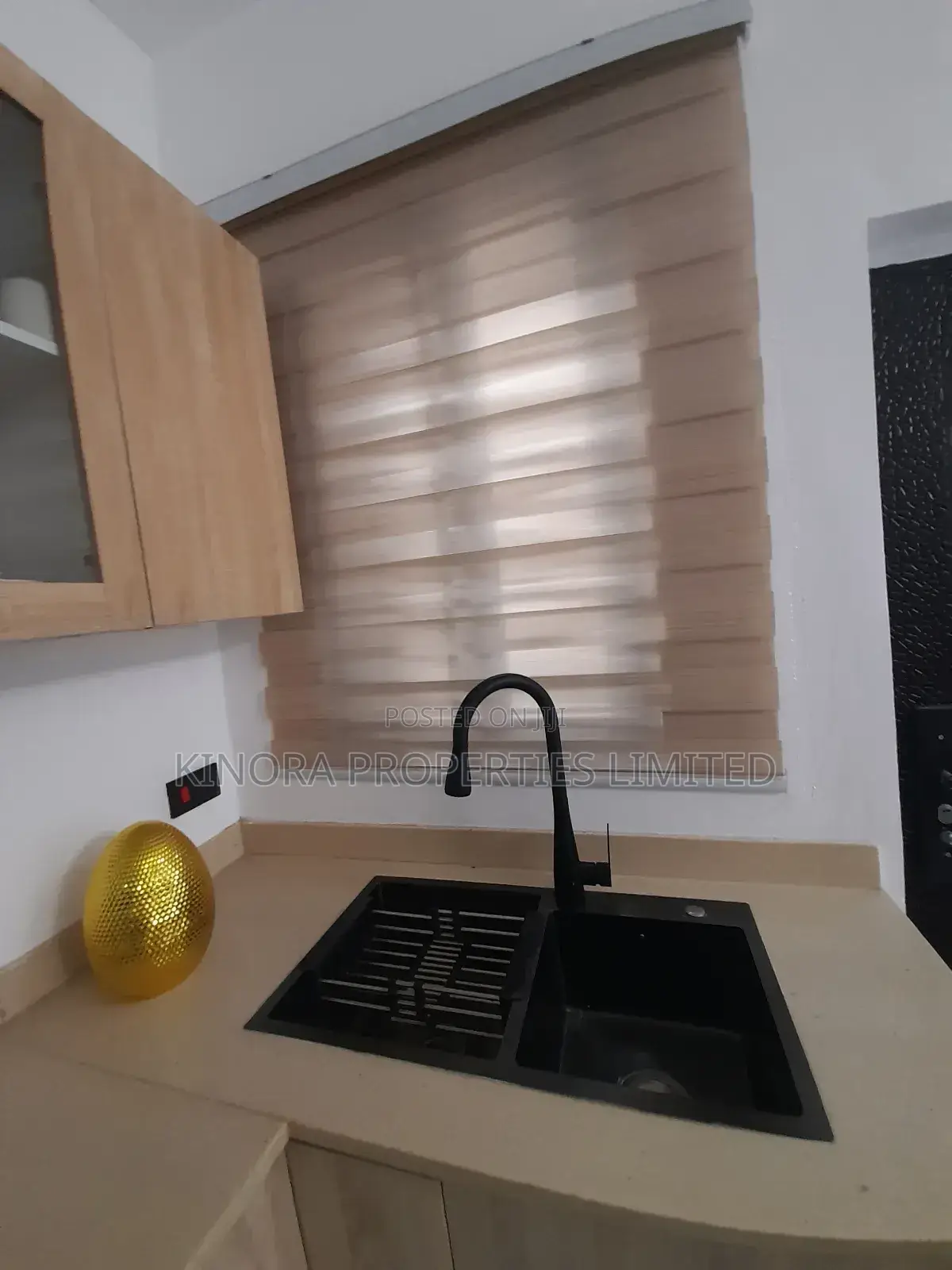 3bdrm Townhouse/Terrace in Tango Hills, Accra Metropolitan for sale