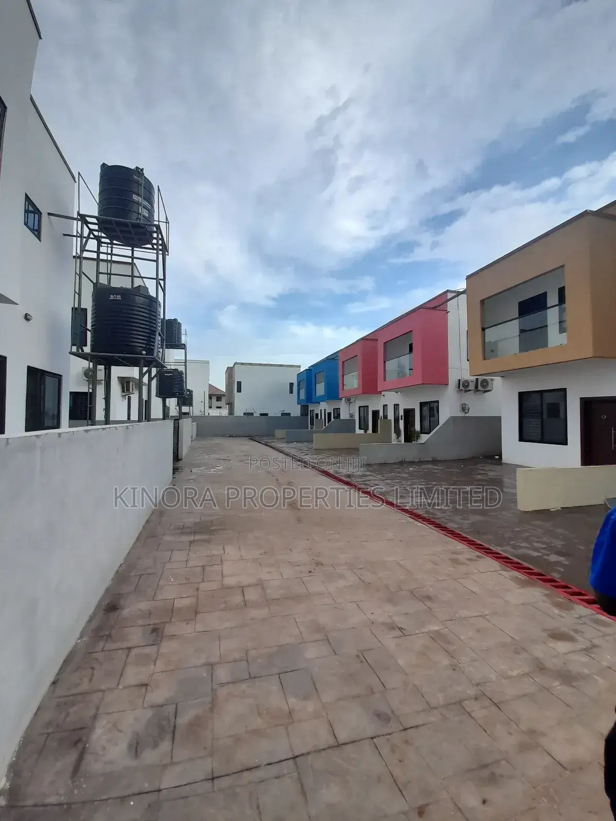 3bdrm Townhouse / Terrace in Tango Hills, Accra Metropolitan for rent