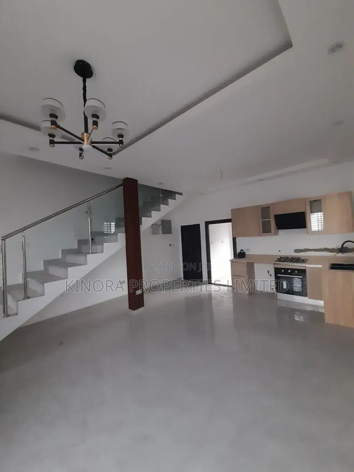 3bdrm Townhouse / Terrace in Tango Hills, Accra Metropolitan for rent