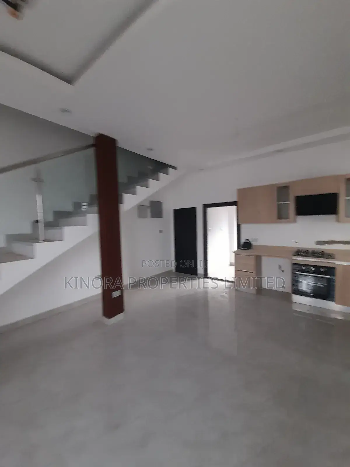 3bdrm Townhouse / Terrace in Tango Hills, Accra Metropolitan for rent