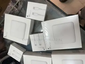 Mac Book Pro Charger -87 Watts Usb C Fast Charger Original Brand New