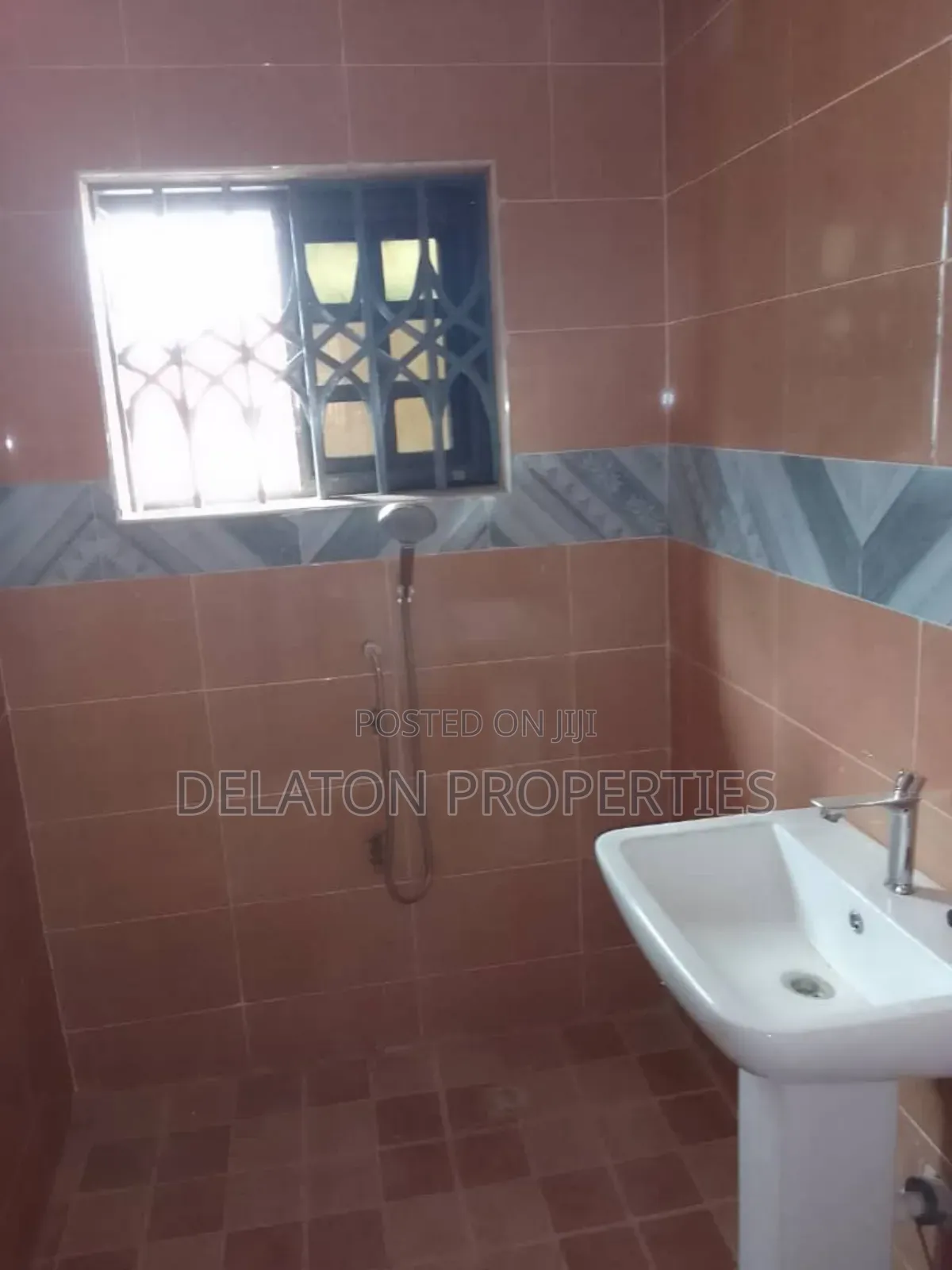 2bdrm Apartment in Pokuase for rent