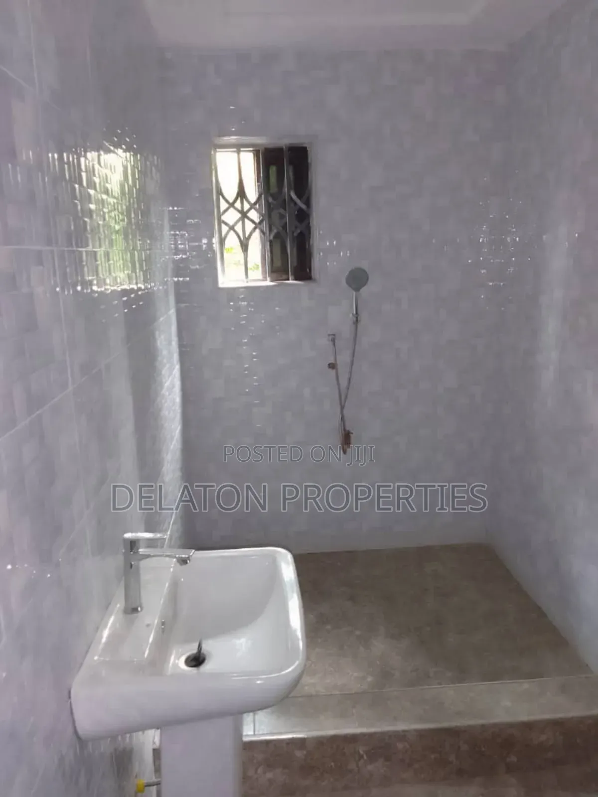 2bdrm Apartment in Pokuase for rent