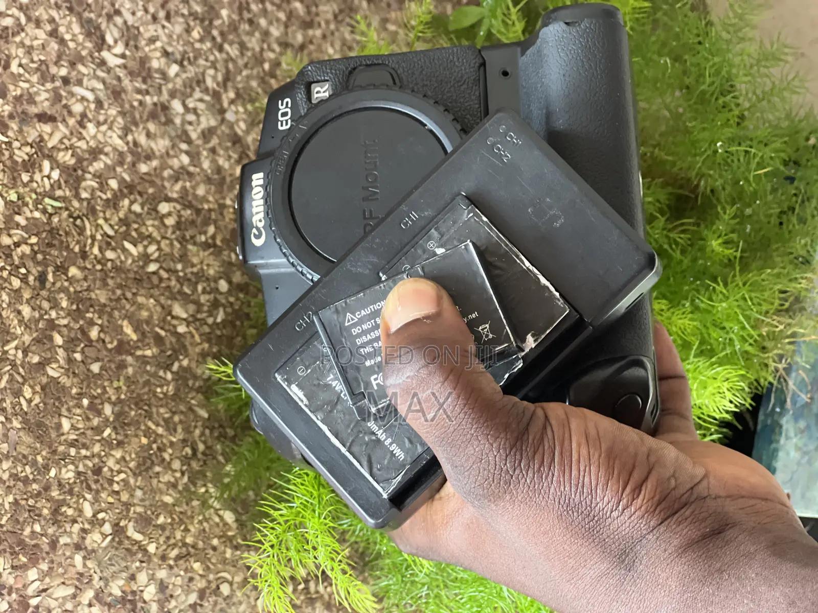 Canon Eos Rp(Body)With 3 Batteries,Battery Grip,And 2-Way Dual Charger