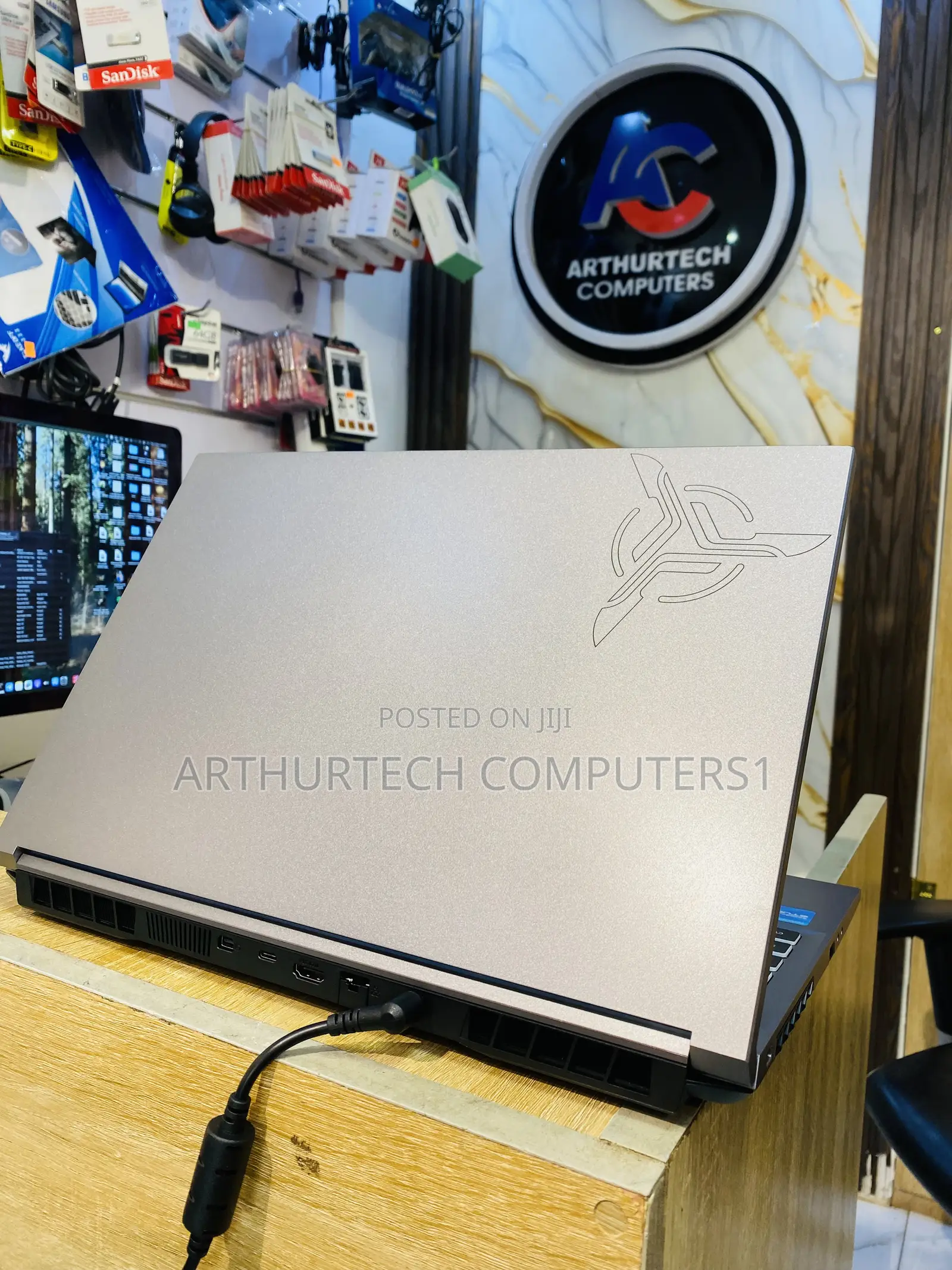New Laptop 3XS 16GB AMD Ryzen 7 SSD 1T