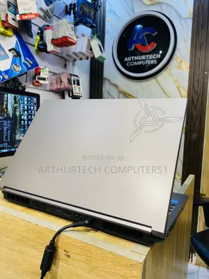 New Laptop 3XS 16GB AMD Ryzen 7 SSD 1T