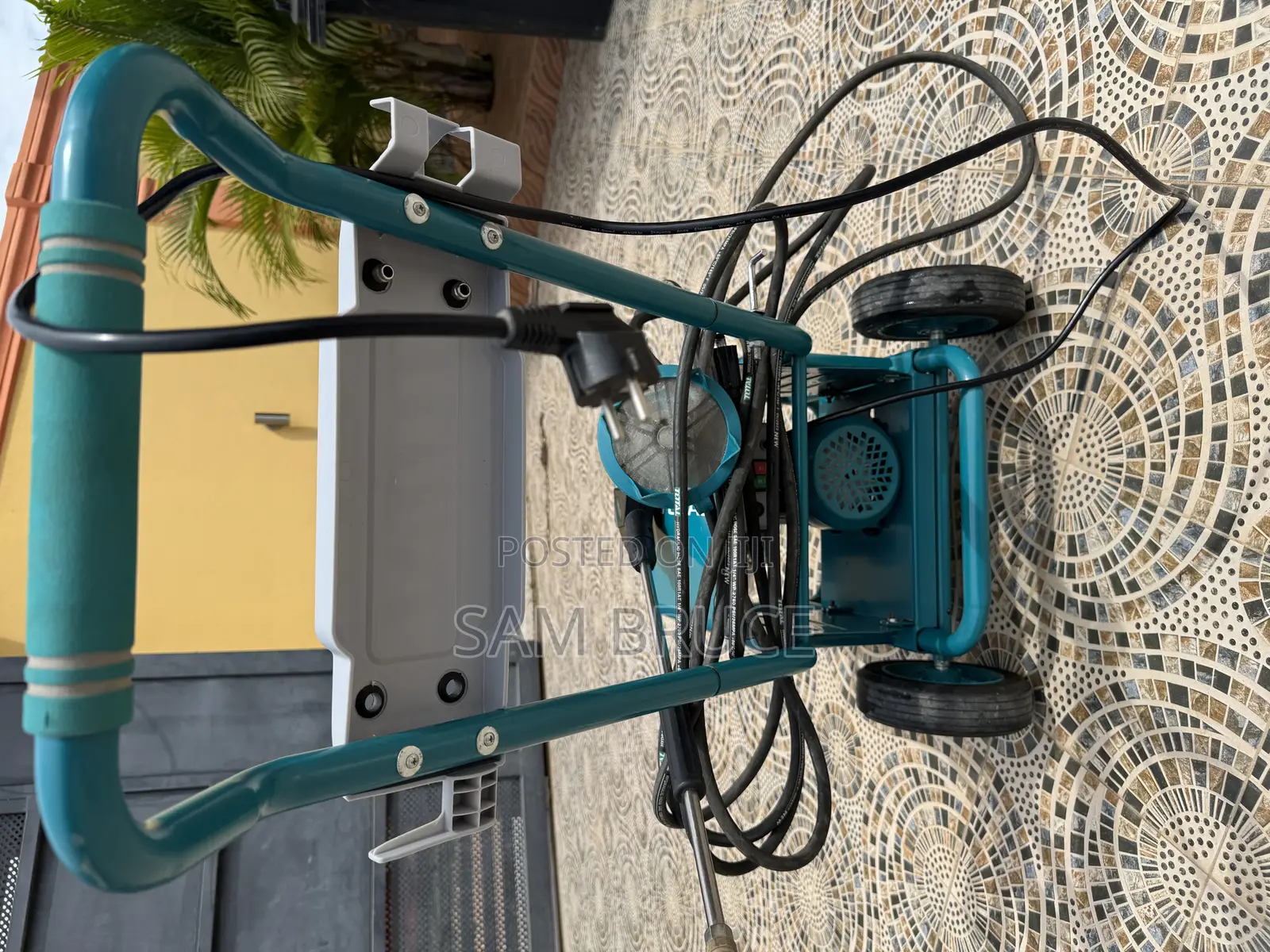 Total Car Wash Machine