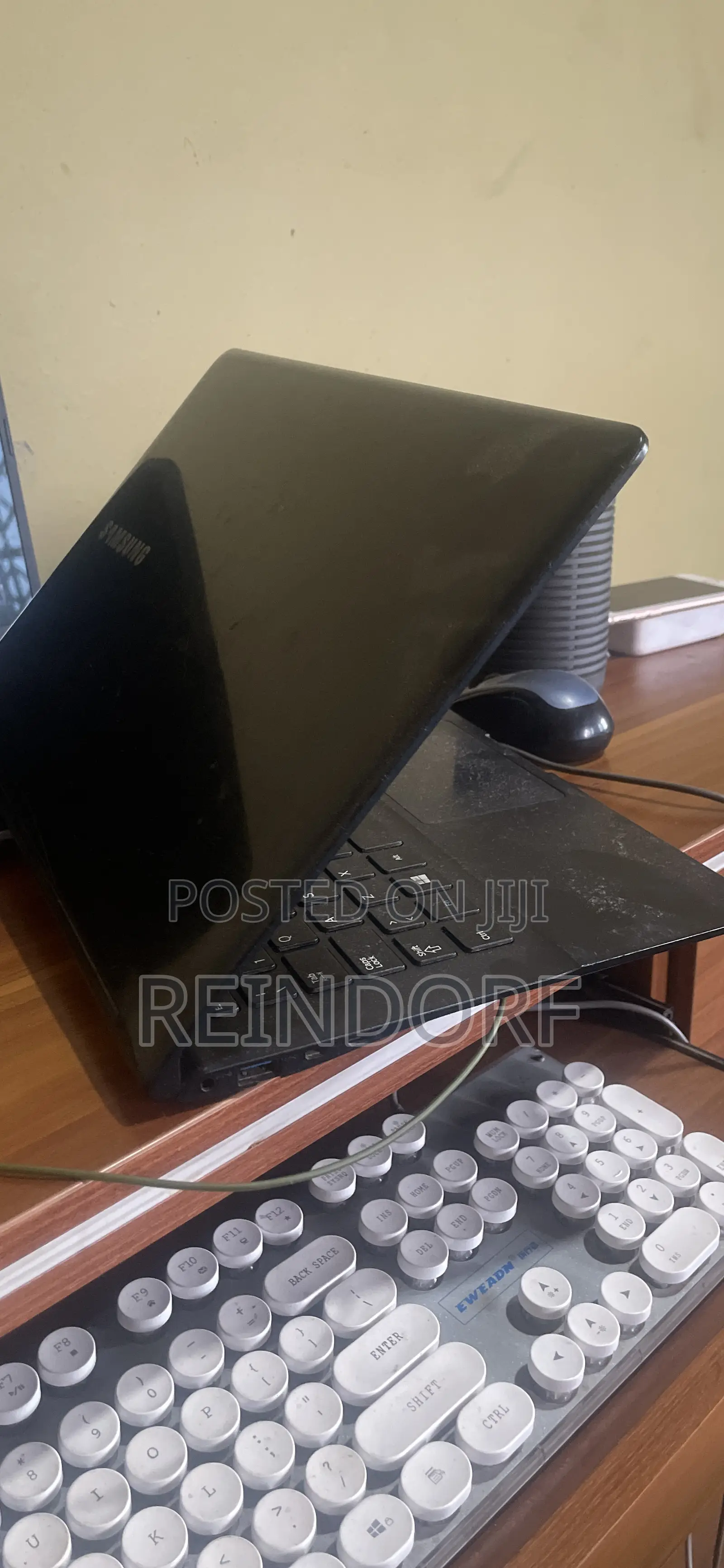 Laptop Samsung 4GB AMD SSD 160GB