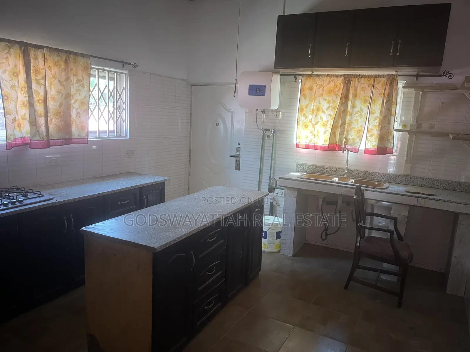 3bdrm House in East Legon, Adjiriganor for rent