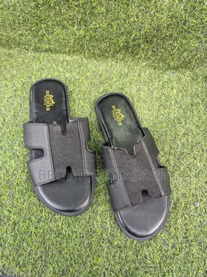 Hermes Izmir Sandals