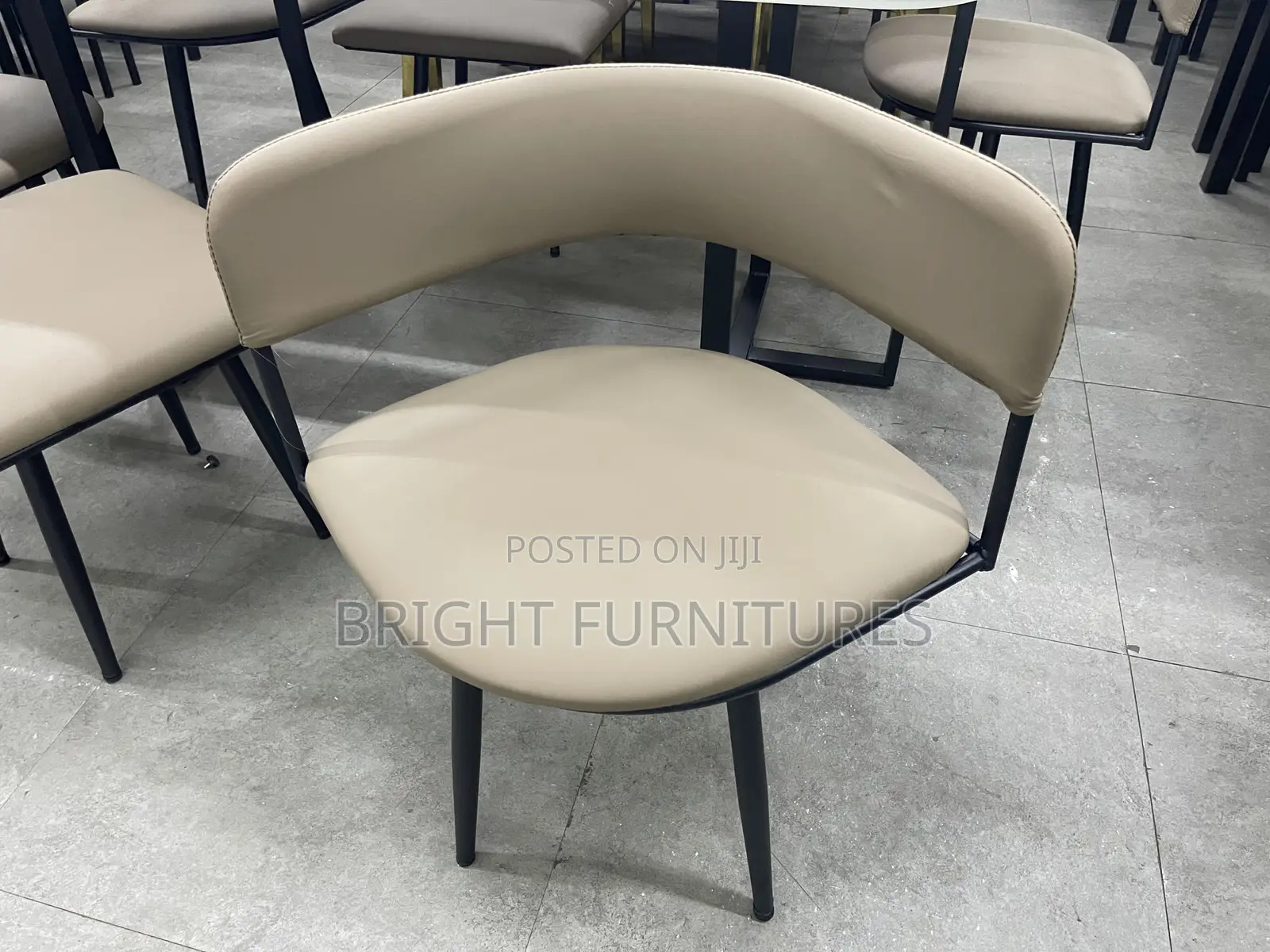 Quality 6 Seater Marble Dining Table
