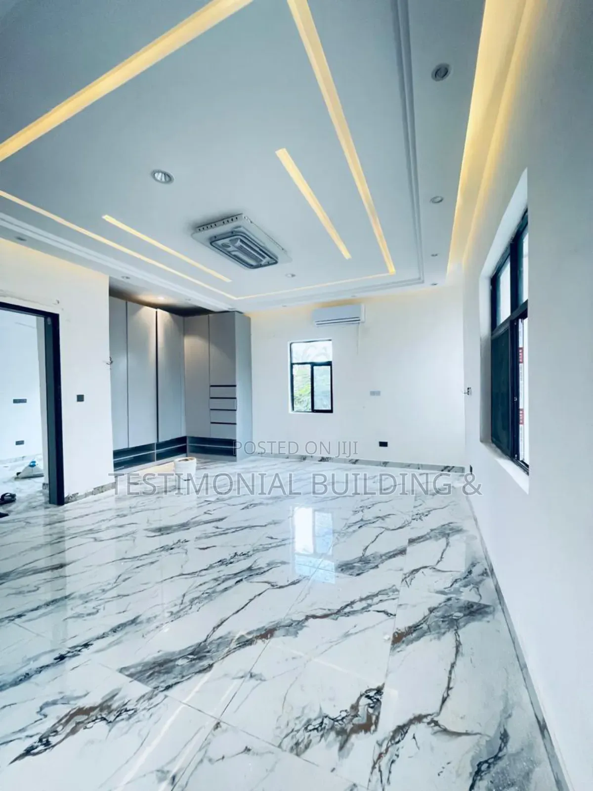 4bdrm House in Testimonial Building, Ashaley Botwe for sale
