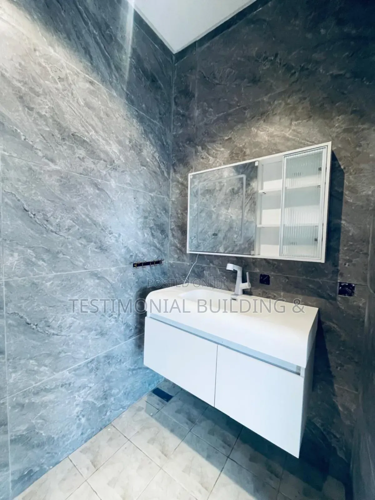 4bdrm House in Testimonial Building, Ashaley Botwe for sale
