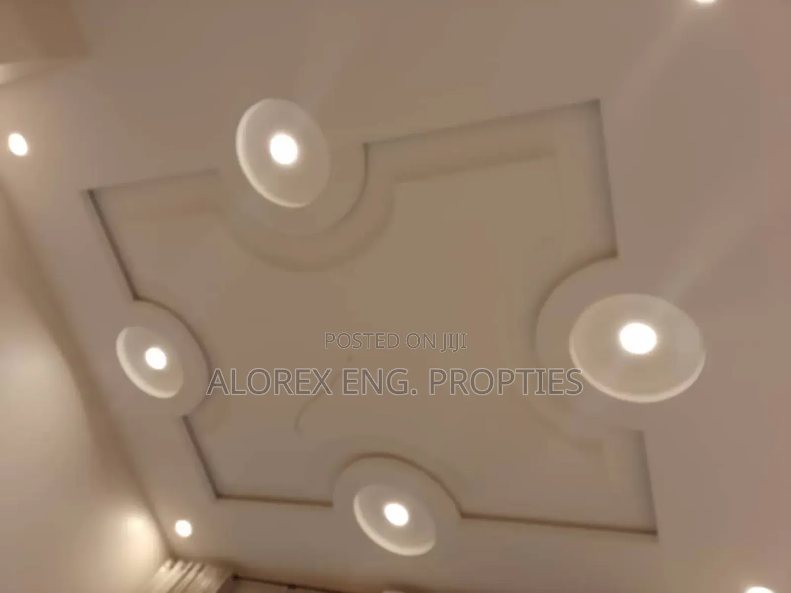 9bdrm House in Self Compound House, Oyibi for sale