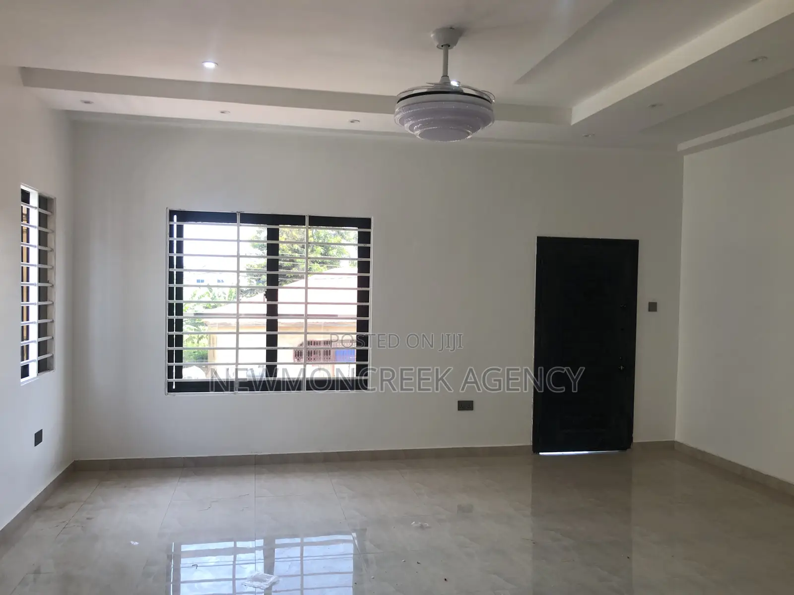 4bdrm Duplex in Oyarifa Estates, Accra Metropolitan for sale