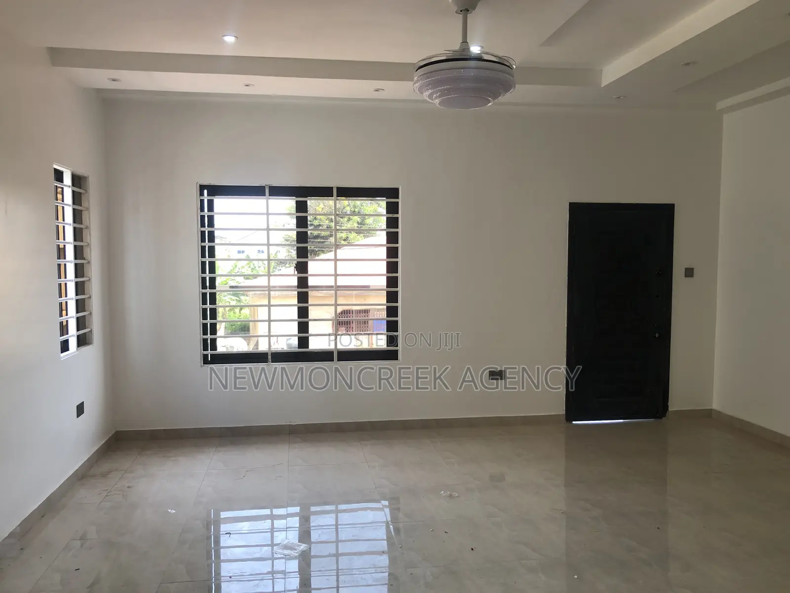 4bdrm Duplex in Oyarifa Estates, Accra Metropolitan for sale