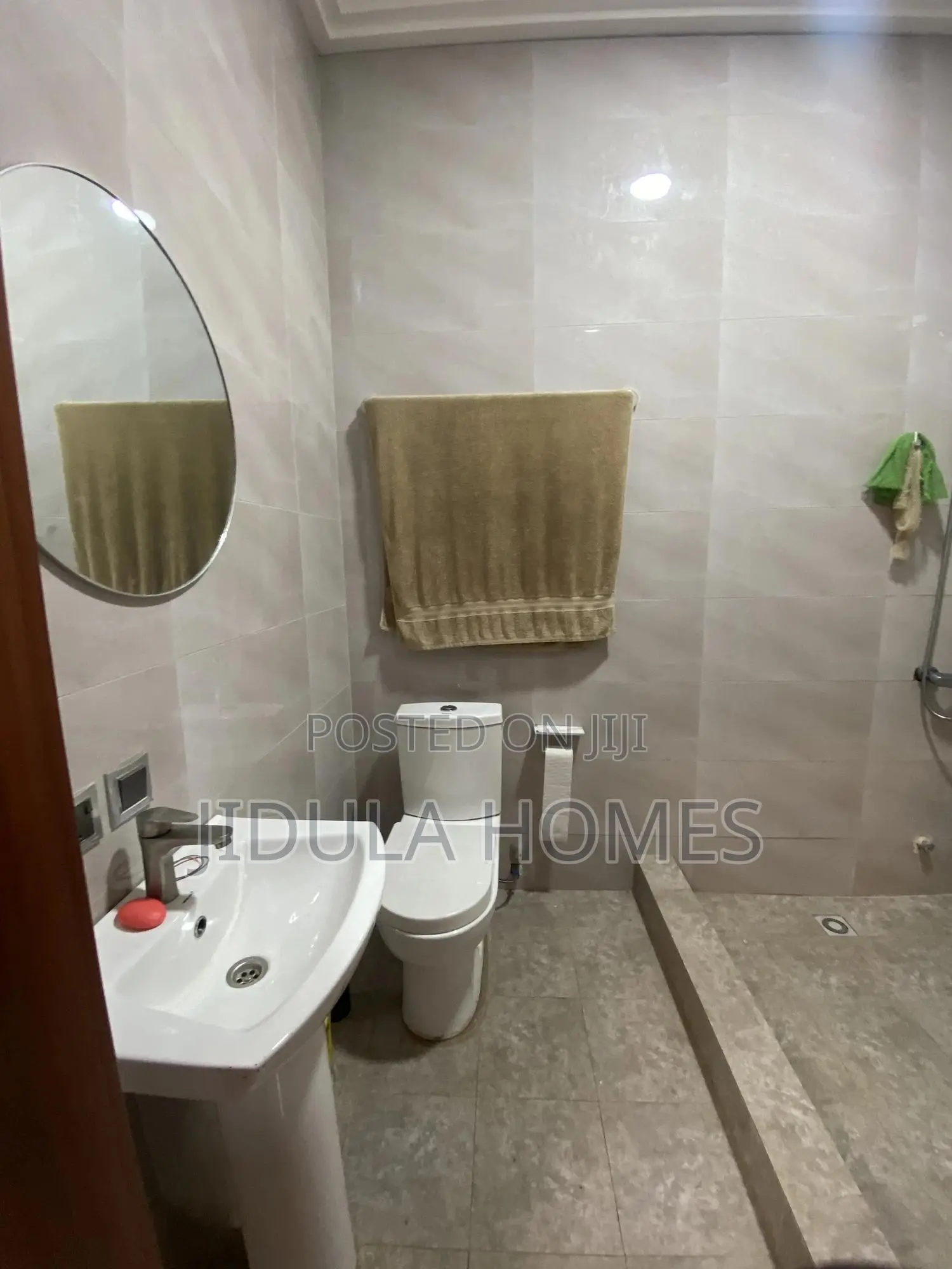 2bdrm Apartment in Lakeside Estate for rent