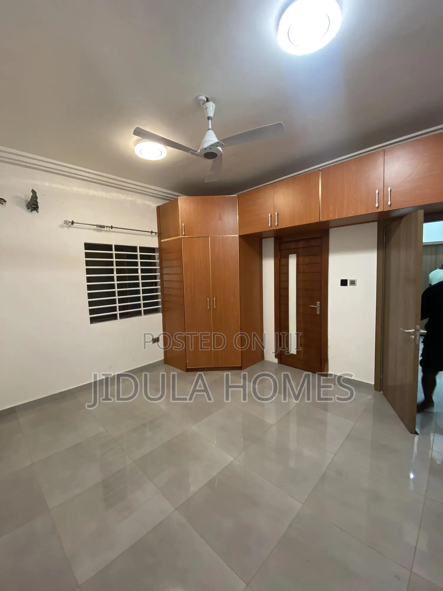 2bdrm Apartment in Lakeside Estate for rent
