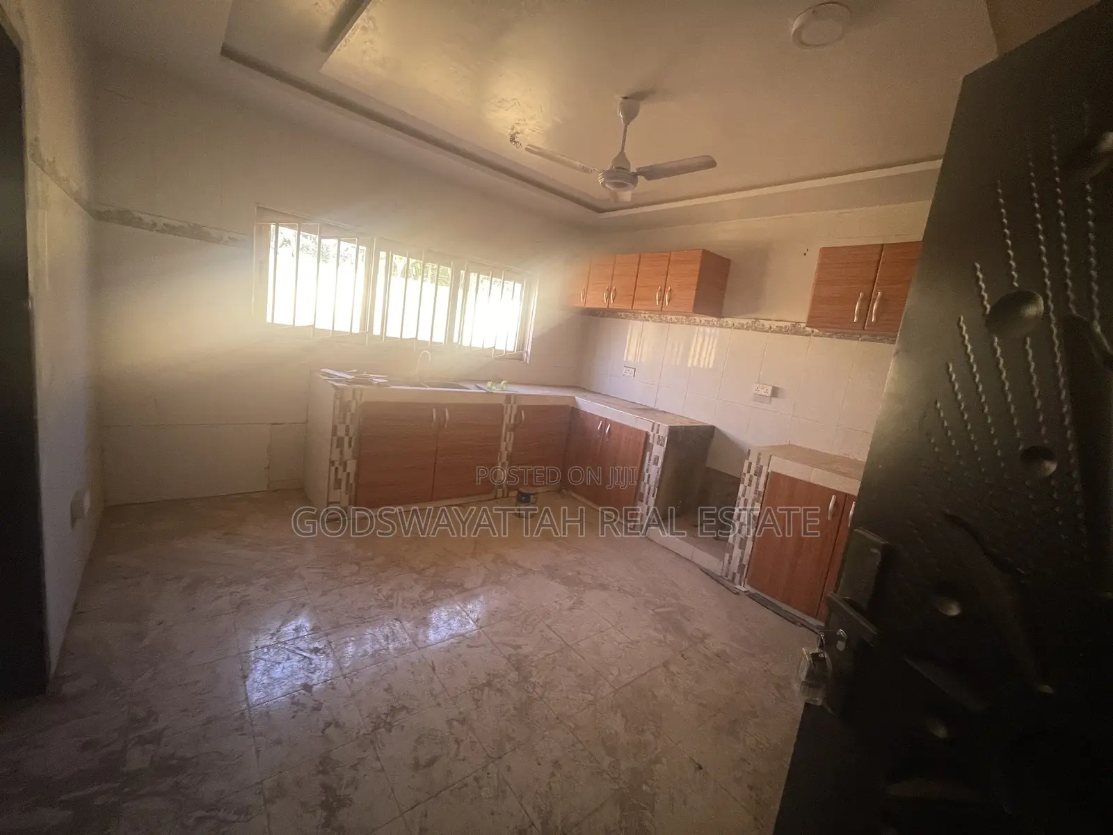 4bdrm House in East Legon, Adjiriganor for rent