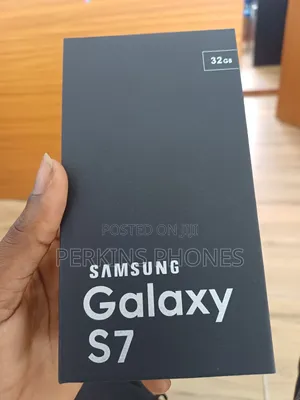 New Samsung Galaxy S7 32 GB Gold