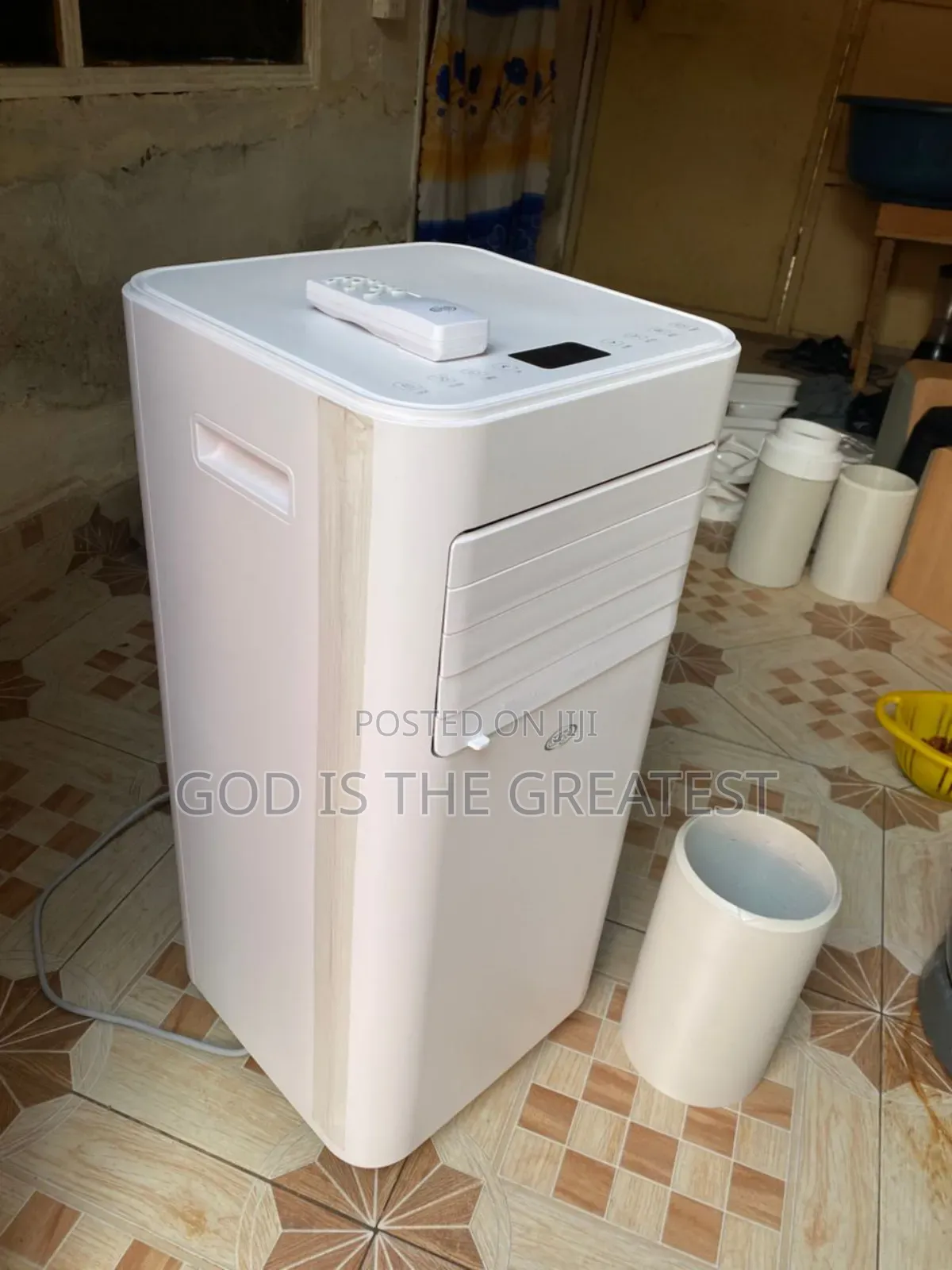Brand New Argo Air Conditioner 2.5hp Standing One Very Fast Cooling