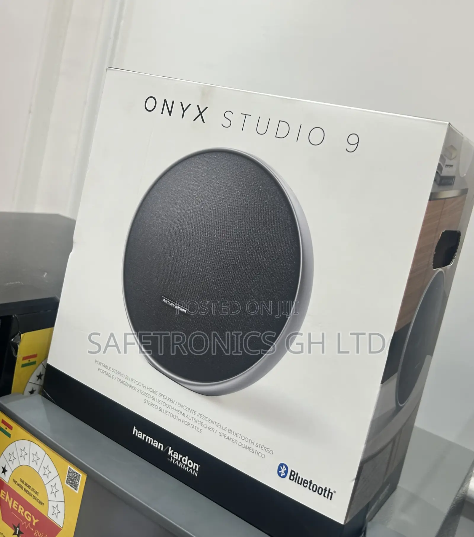 Zealous Black Onyx Studio 9 Harman Kardon Speaker