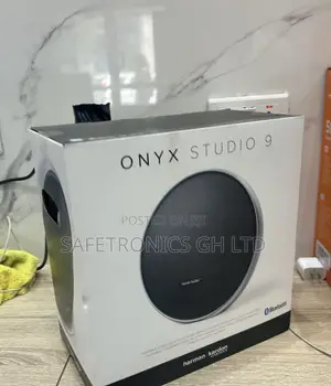 Top Notch Onyx Studio 9 Harman Kardon Black Speaker