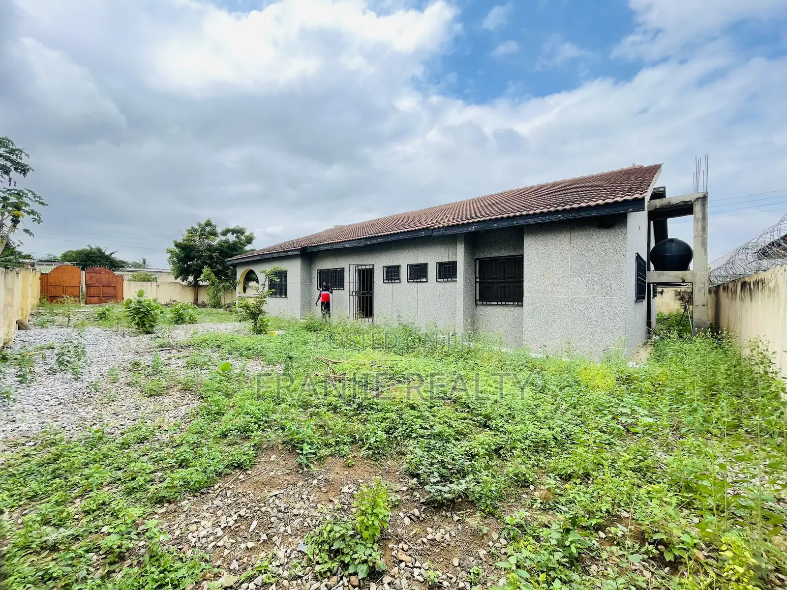 4bdrm House in Franjie Realty, Kasoa for sale