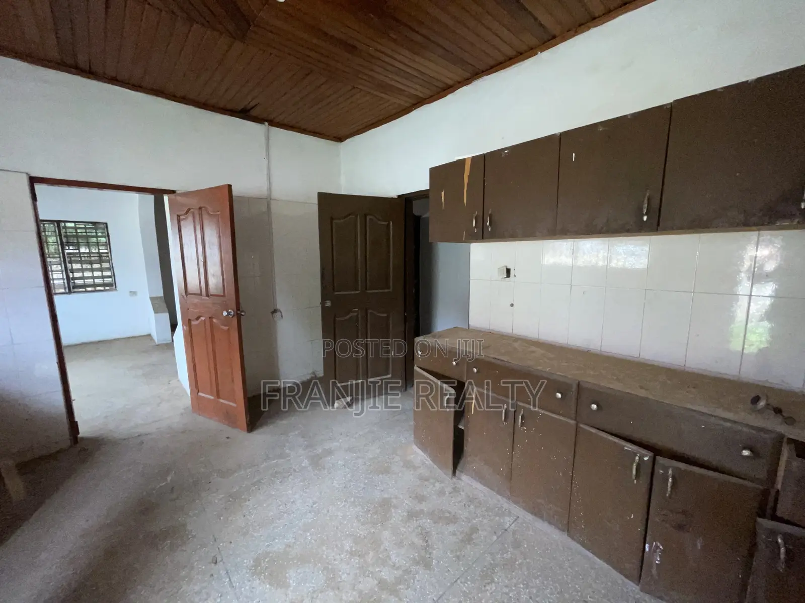 4bdrm House in Franjie Realty, Kasoa for sale