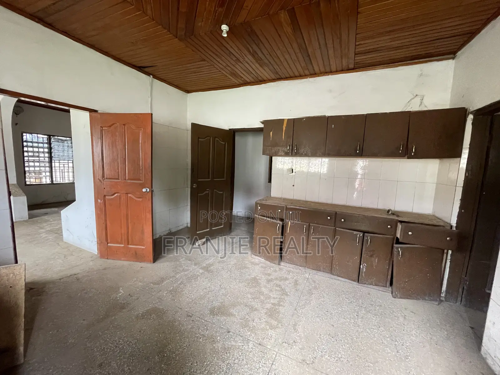4bdrm House in Franjie Realty, Kasoa for sale