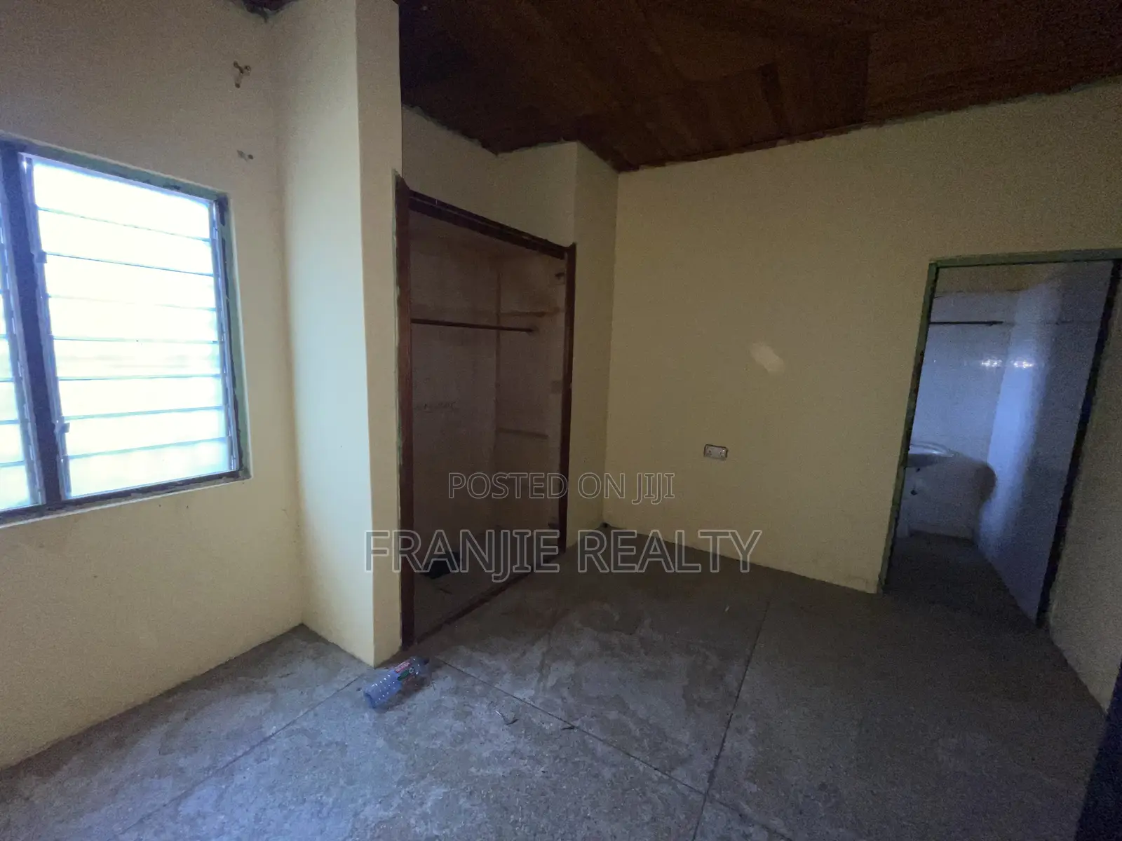 4bdrm House in Franjie Realty, Kasoa for sale
