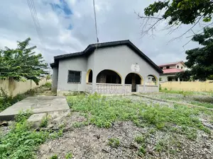 4bdrm House in Franjie Realty, Kasoa for sale