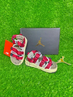 New Balance Sandals— Kids