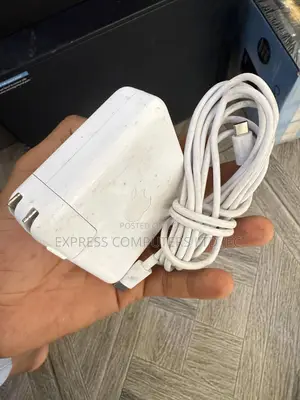 Mac Book Pro 96watt Usb C Original Charger Home Used Uk Original