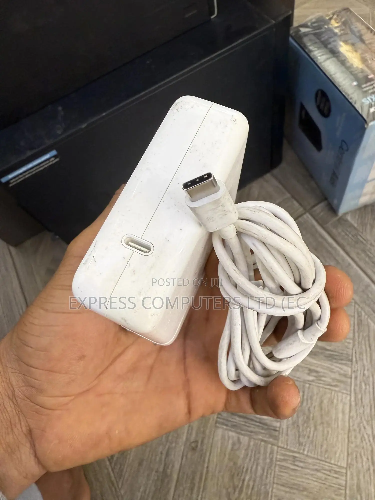 Mac Book Pro 96watt Usb C Original Charger Home Used Uk Original