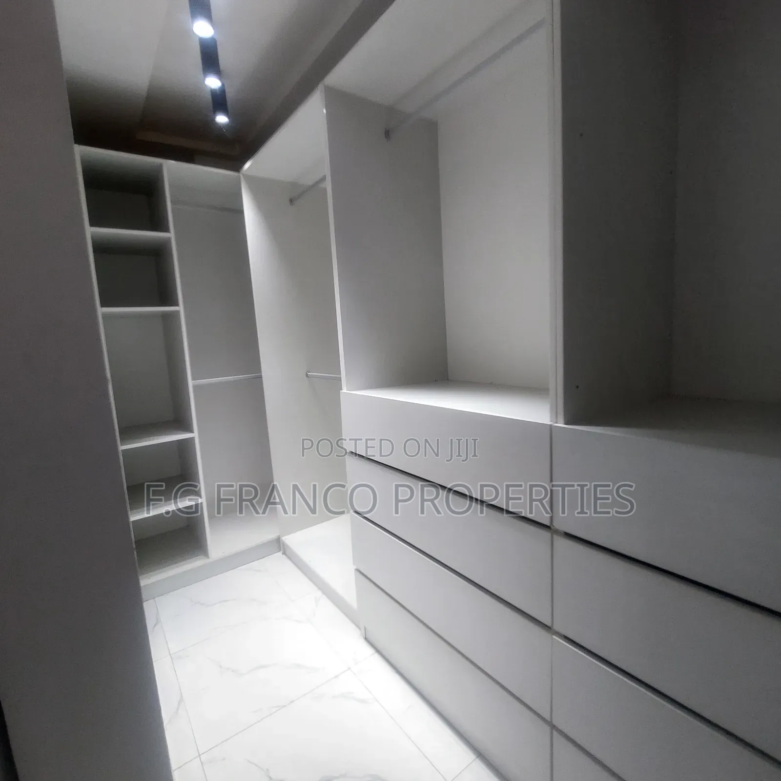 Furnished 3bdrm Apartment in Kg. Franco, Adjiriganor for rent