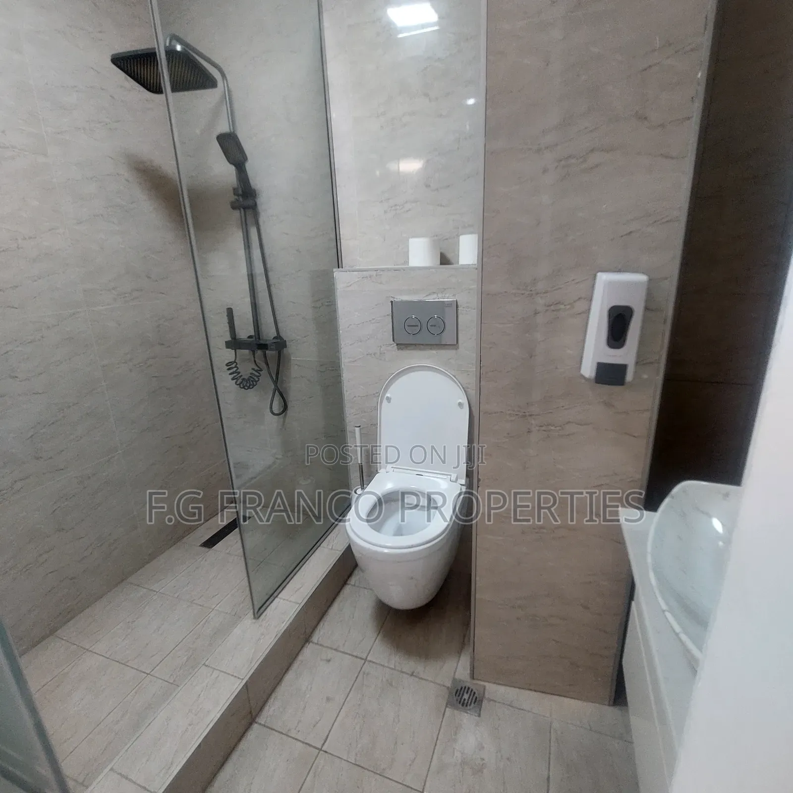 Furnished 3bdrm Apartment in Kg. Franco, Adjiriganor for rent