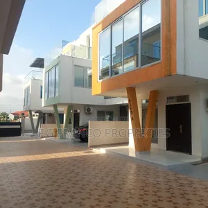 Furnished 3bdrm Apartment in Kg. Franco, Adjiriganor for sale