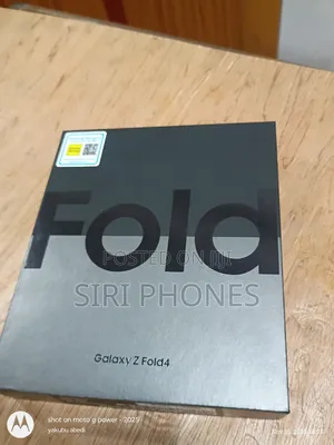 New Samsung Galaxy Z Fold4 256 GB Gray