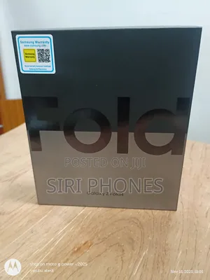 New Samsung Galaxy Z Fold4 256 GB Gray