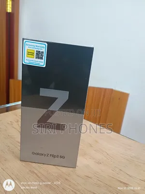 New Samsung Galaxy Z Flip 3 256 GB Black
