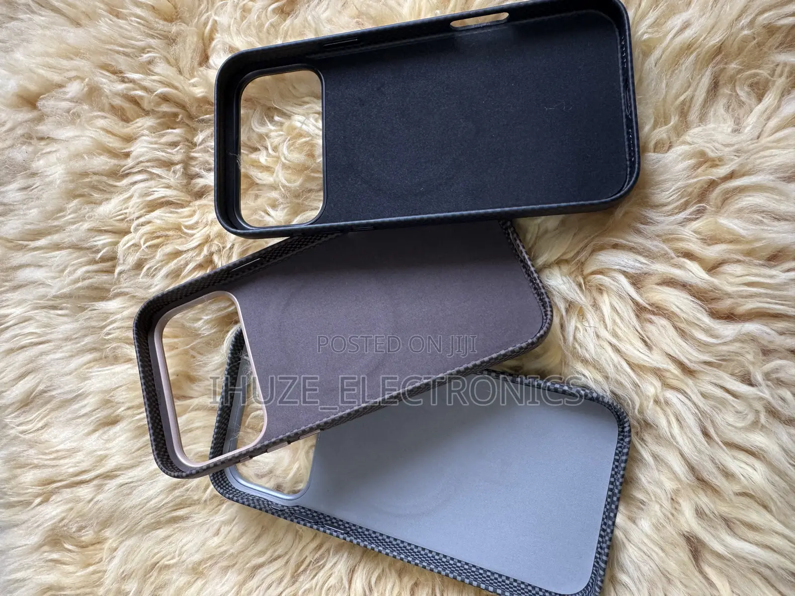 iPhone 17pro/17pro Max Carbon Fiber Protective Covers